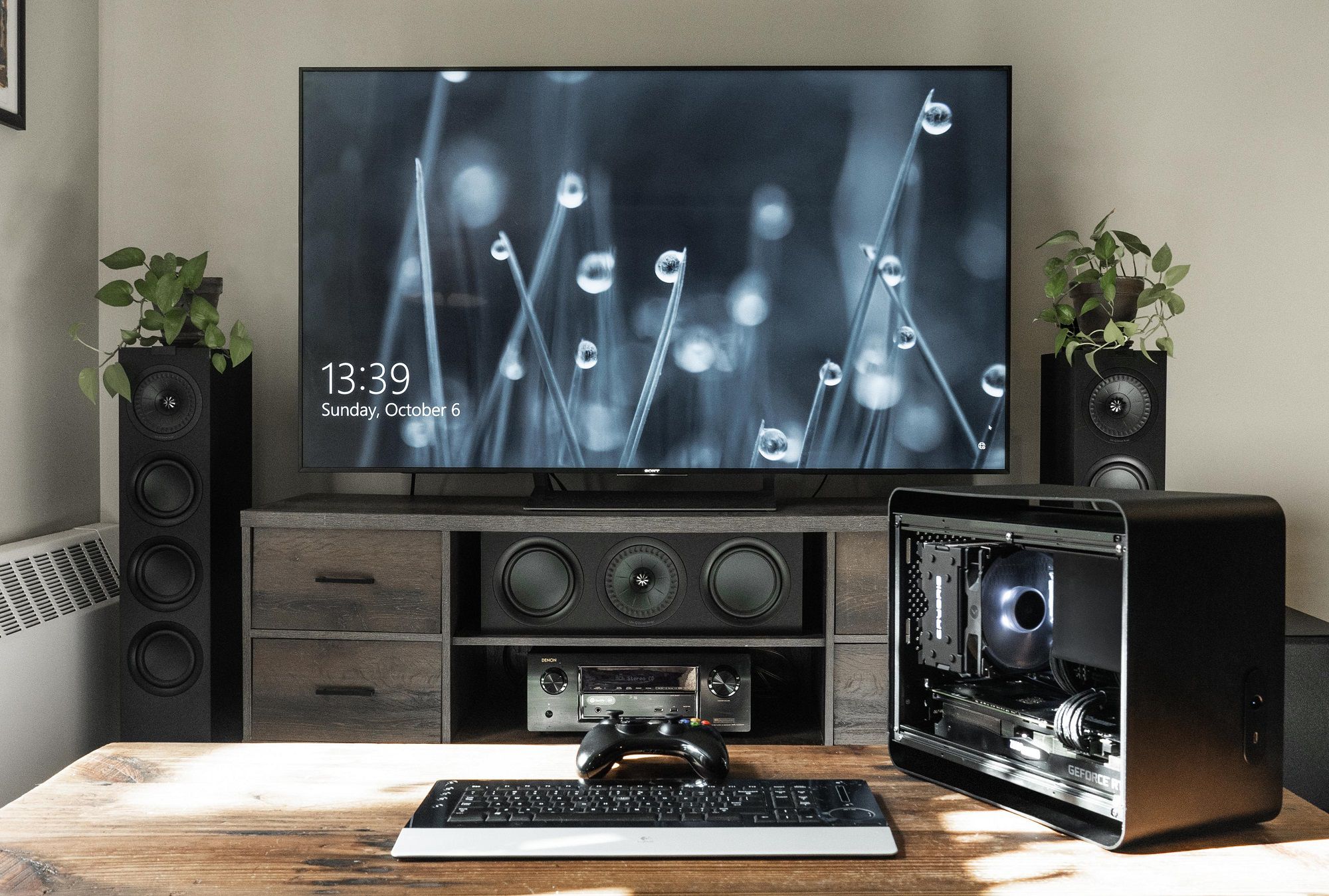 Проекторы Full HD и 4к для домашнего кинотеатра - выбор и покупка