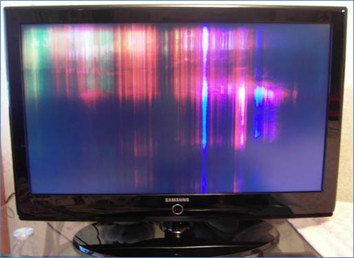 При включении телевизора звук есть а экран не показывает - причины и решение